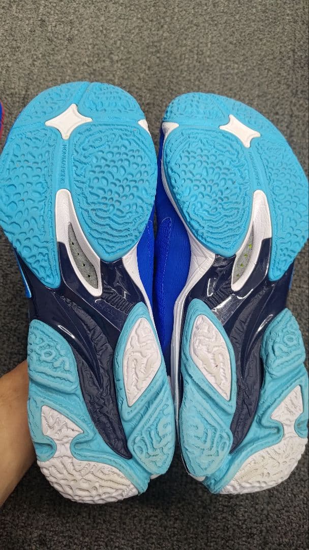 【どらさん専用】Mizuno ウェーブライトニングZ8 27.0