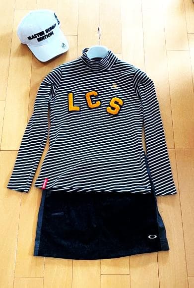 ★新品同様★上下２点セット25,000円★春ゴルフに最適！シャツ＆スカートセット