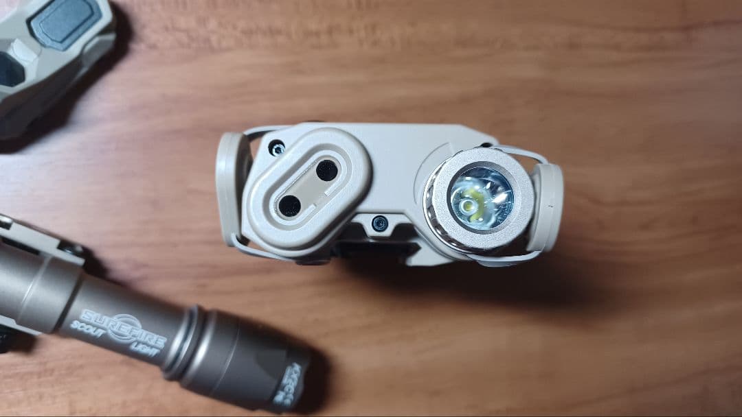 M600Cスカウトライト PEQ-15 AXONタイプリモートスイッチ セット