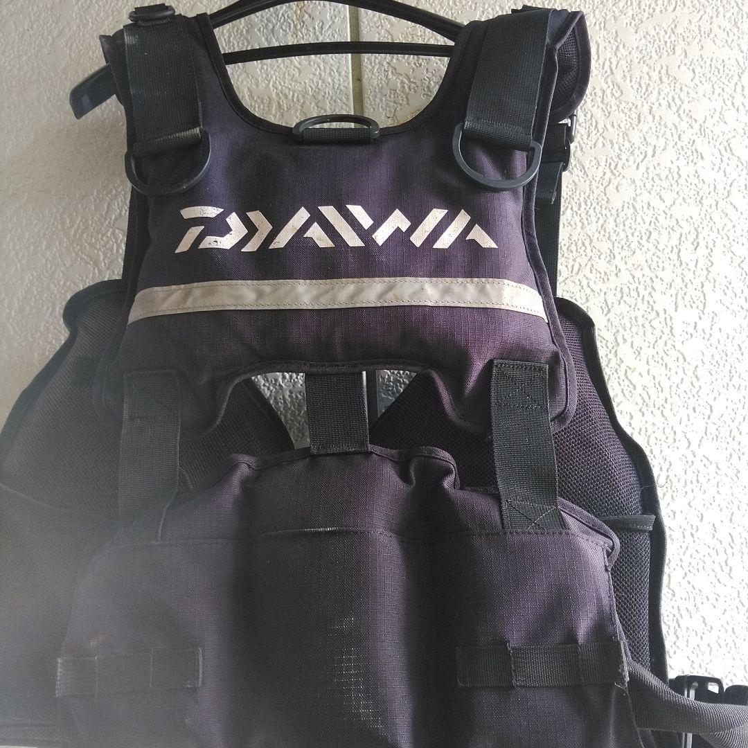 DAIWA 多ポケットライフジャケット フリーサイズ