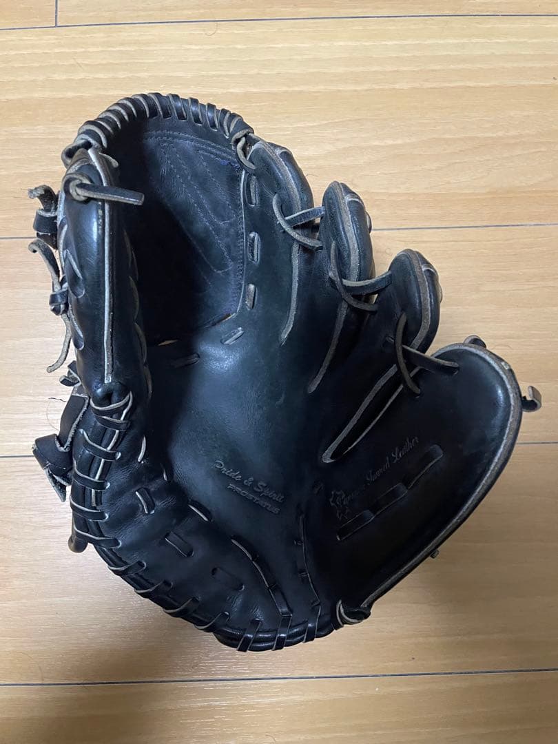 ZETTプロステイタス　野村祐輔モデル　硬式投手用グローブ