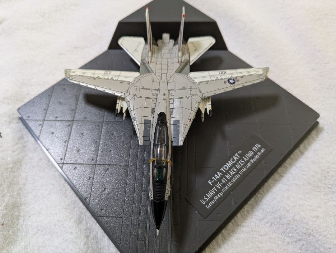 航空機・ヘリコプター CENTURY WINGS F-14A Tomcat 1/144