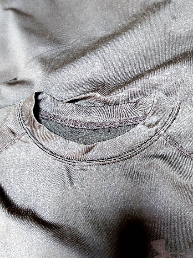 ①アンダーアーマー UNDER ARMOUR メンズ トップス＆ボトムス Ｍ？黒