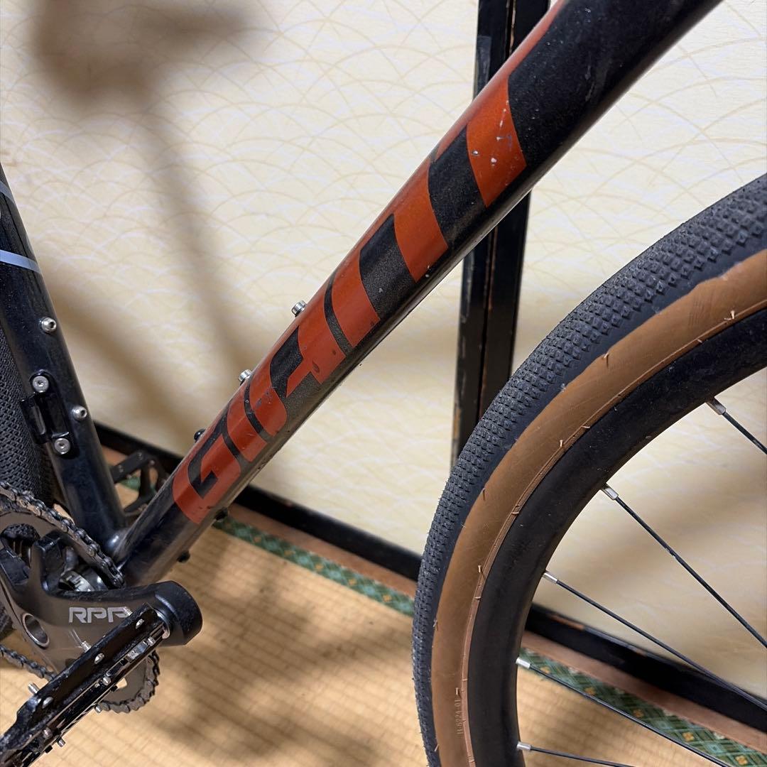 引取り 発送 Giant revolt2 Sサイズ フラットバー 1×10s仕様