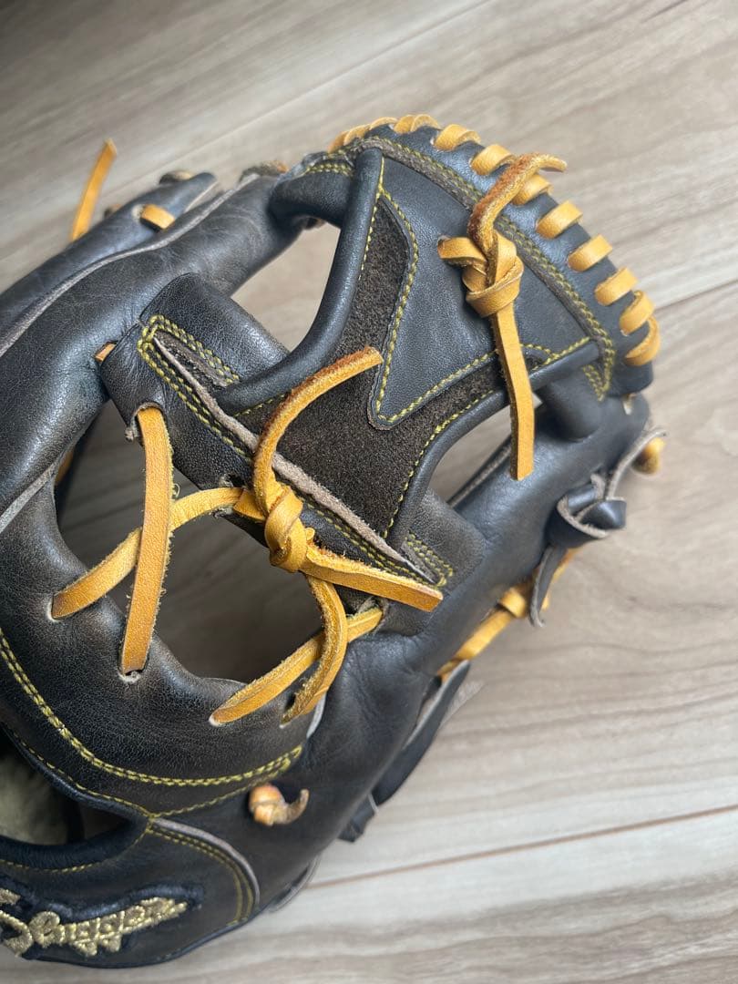 久保田スラッガー　硬式野球グローブ 黒　内野用　大和モデル