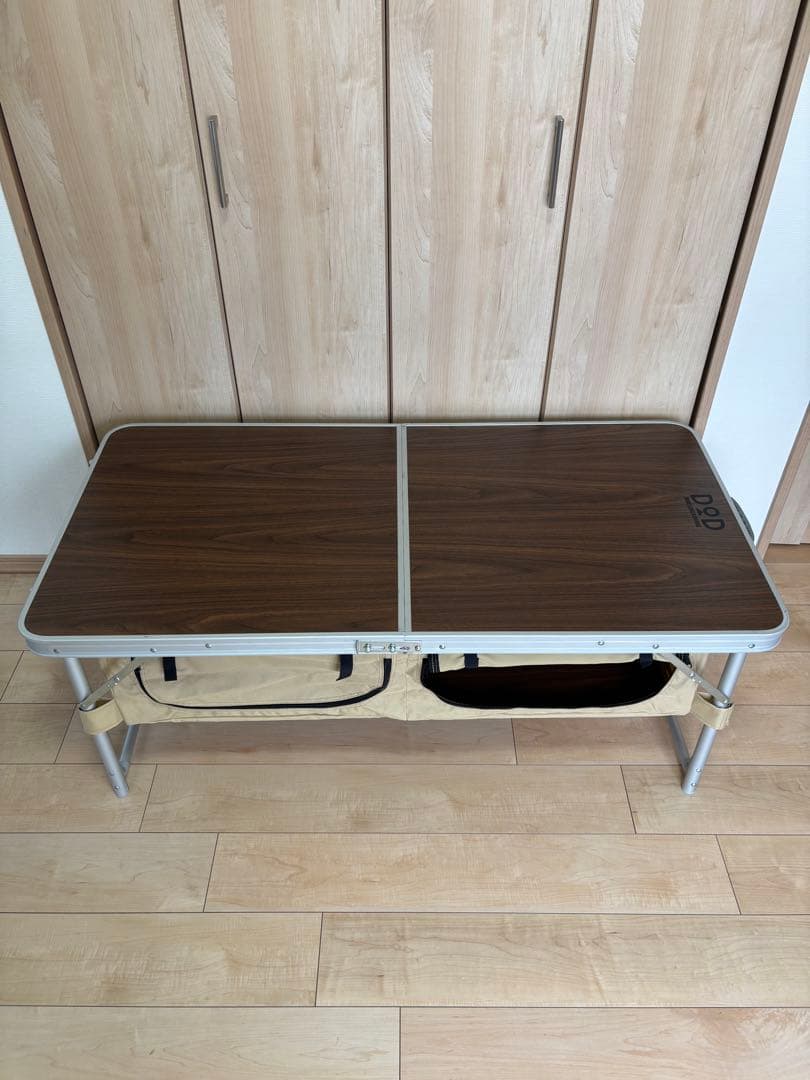 ＤＯＤ 折り畳テーブル　天板下に収納(ストレージ)付　天板60cm✕120cm