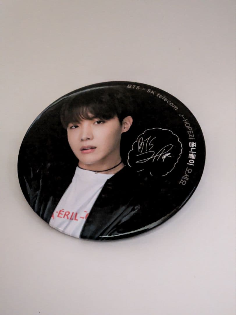 BTS×SK telecom 缶バッジ