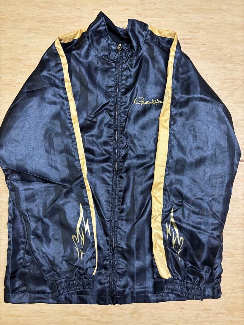 がまかつ　gamakatsu フィッシングスーツ黒/金XL GM-3401
