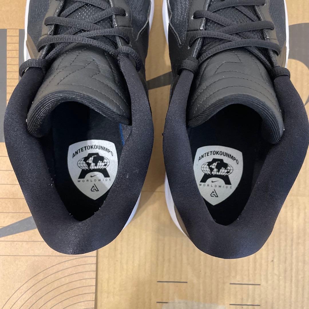 【美品】NIKE FREAK6 28cm