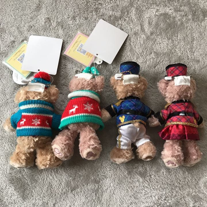 ☆最終値下げ☆ダッフィー　シェリーメイ　ぬいぐるみバッチ
