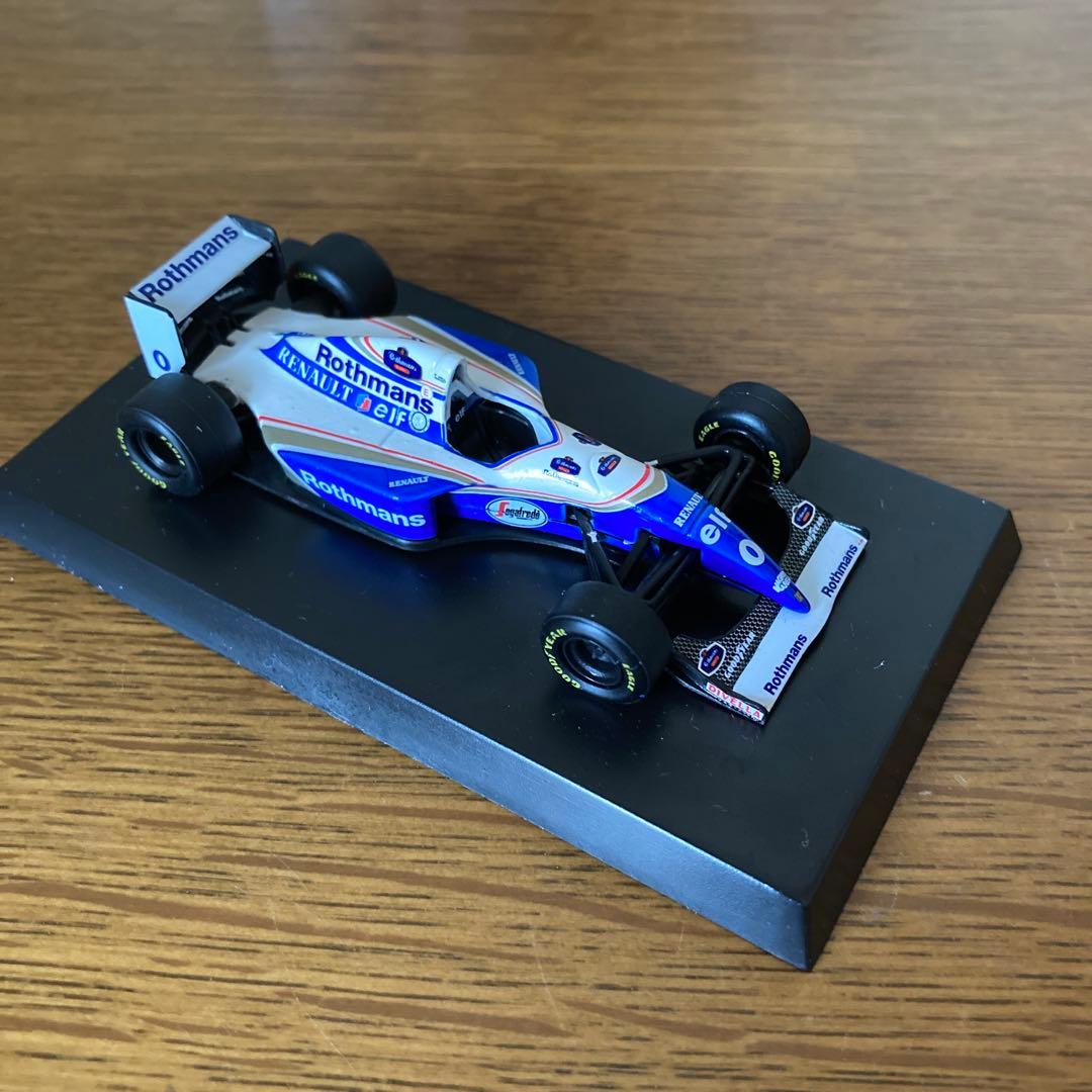 ミニカー Rothmans Williams RENAULT FW16