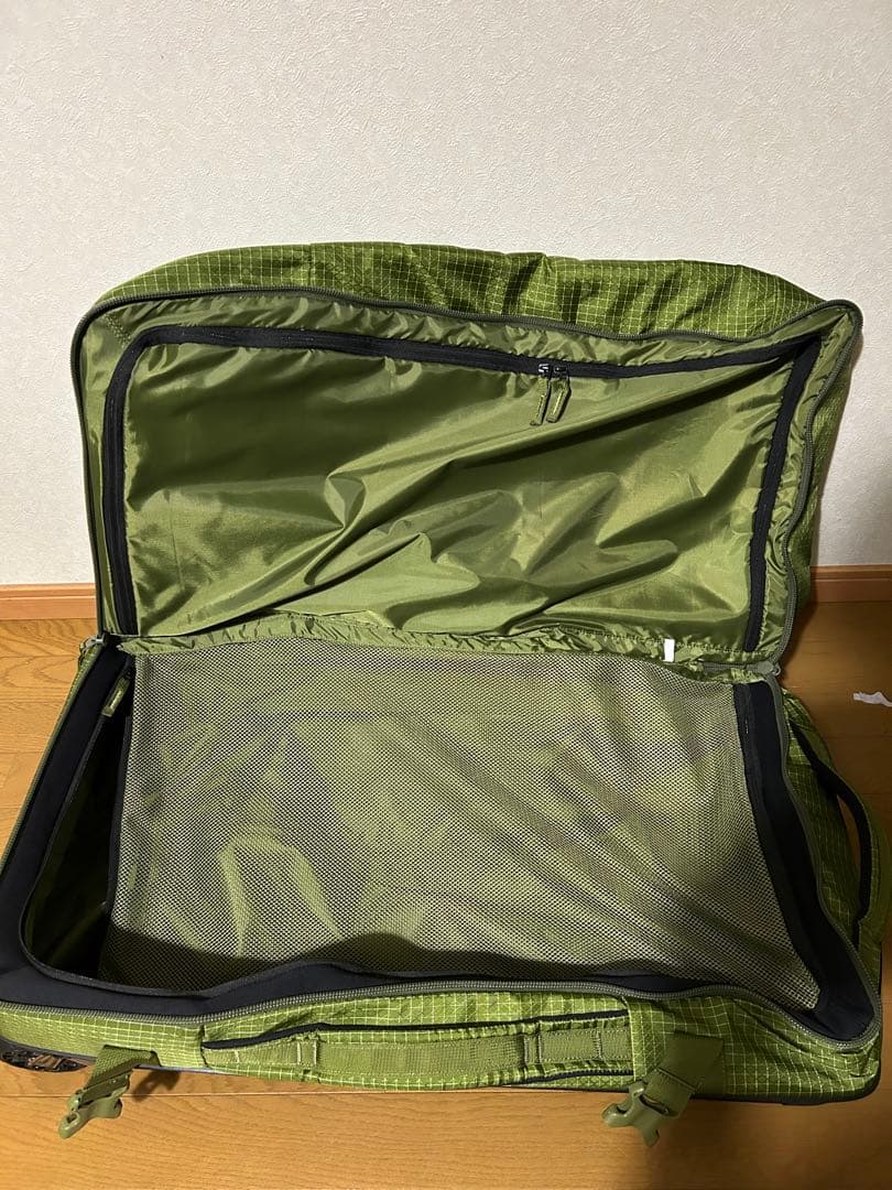 K2 グリーン キャリーケース　スノーボードケース