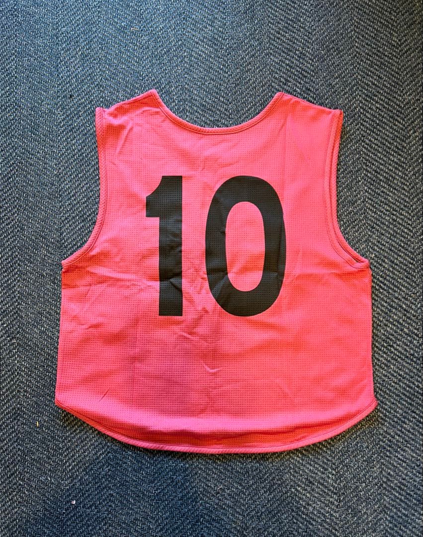 ATHLETA サッカー ビブス　11着