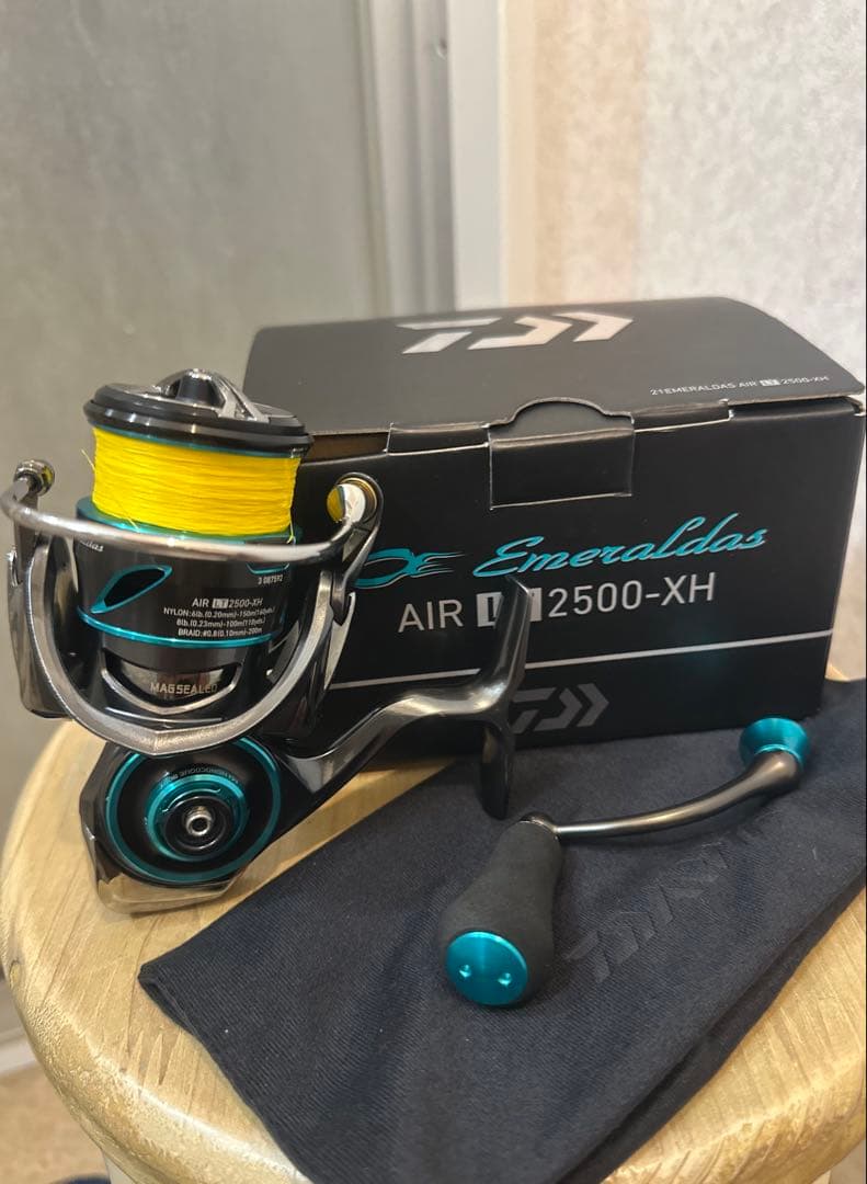 21エメラルダスAIR LT2500-XH／20エメラルダスAIR AGS90M