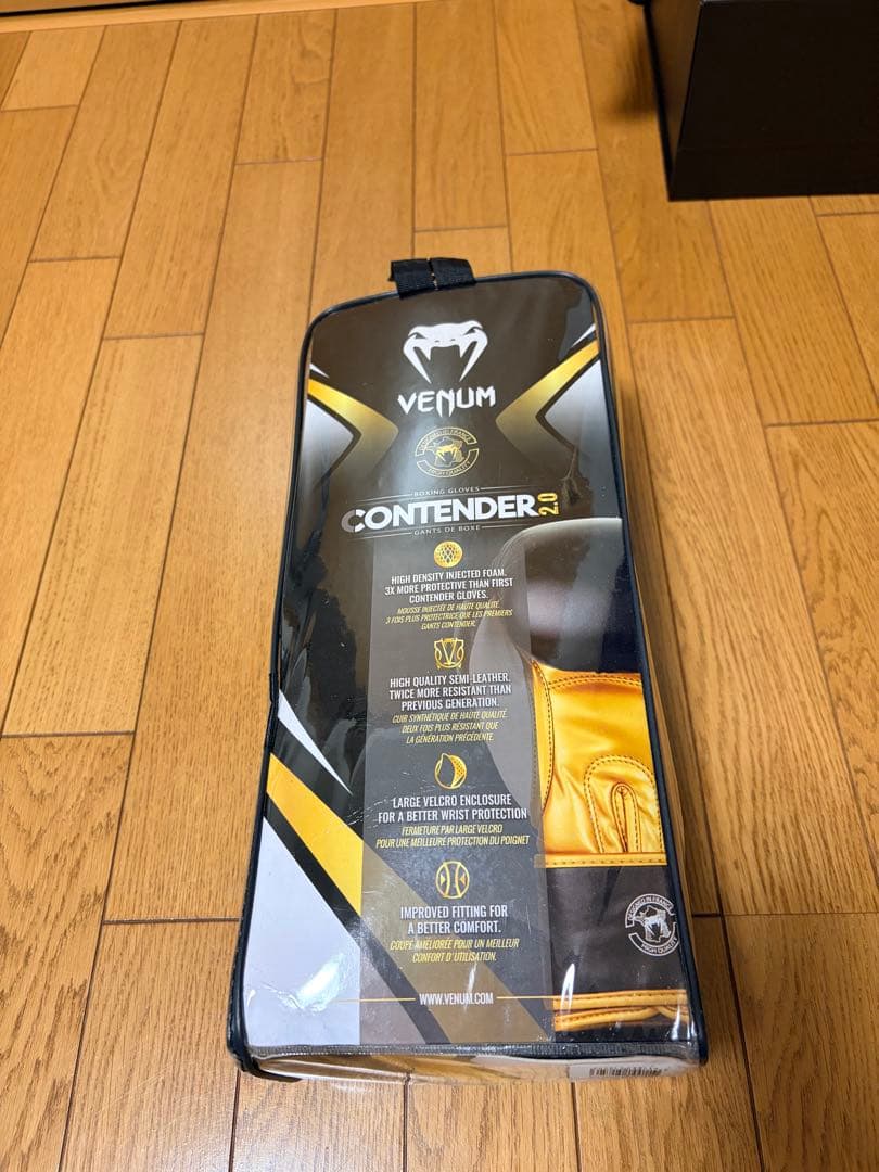 Venum Contender 2.0 ボクシンググローブ 10oz