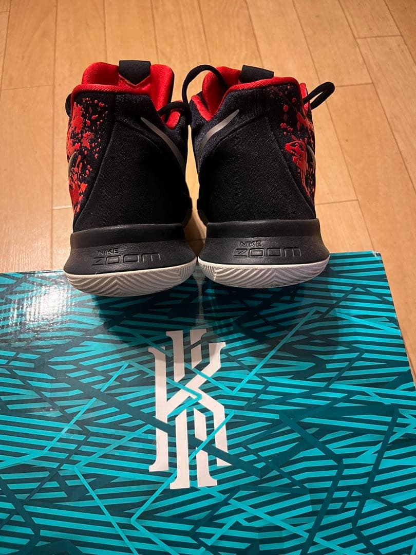 NIKE KYRIE 3 カイリー 3 SAMURAI 侍