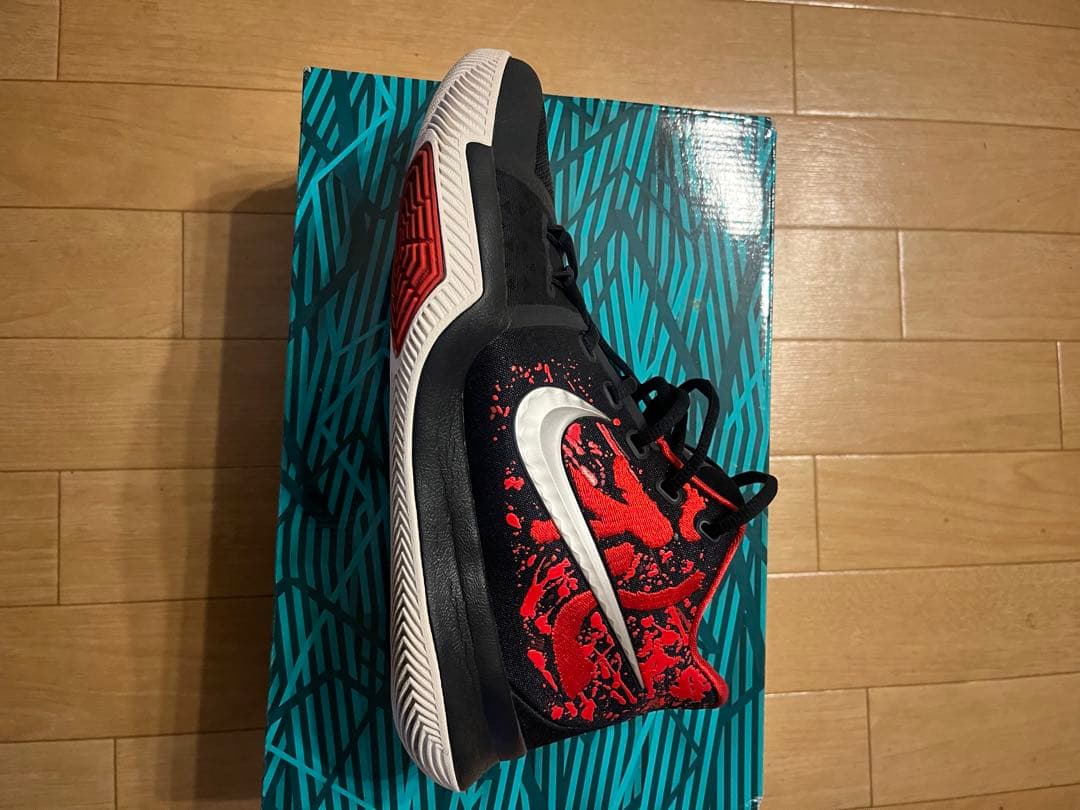 NIKE KYRIE 3 カイリー 3 SAMURAI 侍