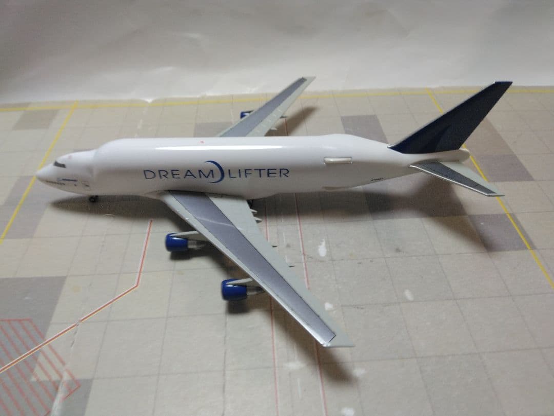 1/400 ホーガン　ボーイング　 747LCF ドリームリフター