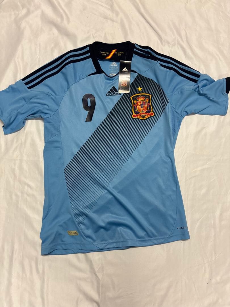 スペイン　トーレス　新品タグ付き　ユニフォーム　サッカー