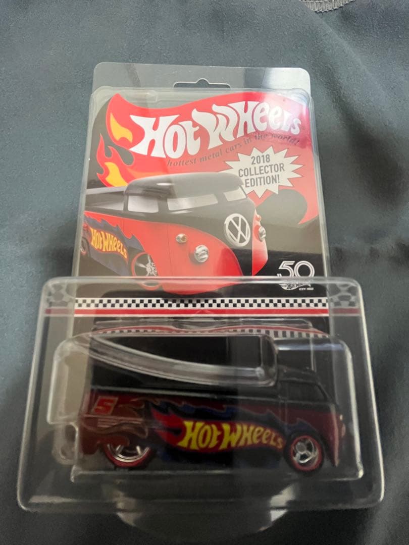 ミニカー Hot Wheels Volkswagen Drag Truck 2018
