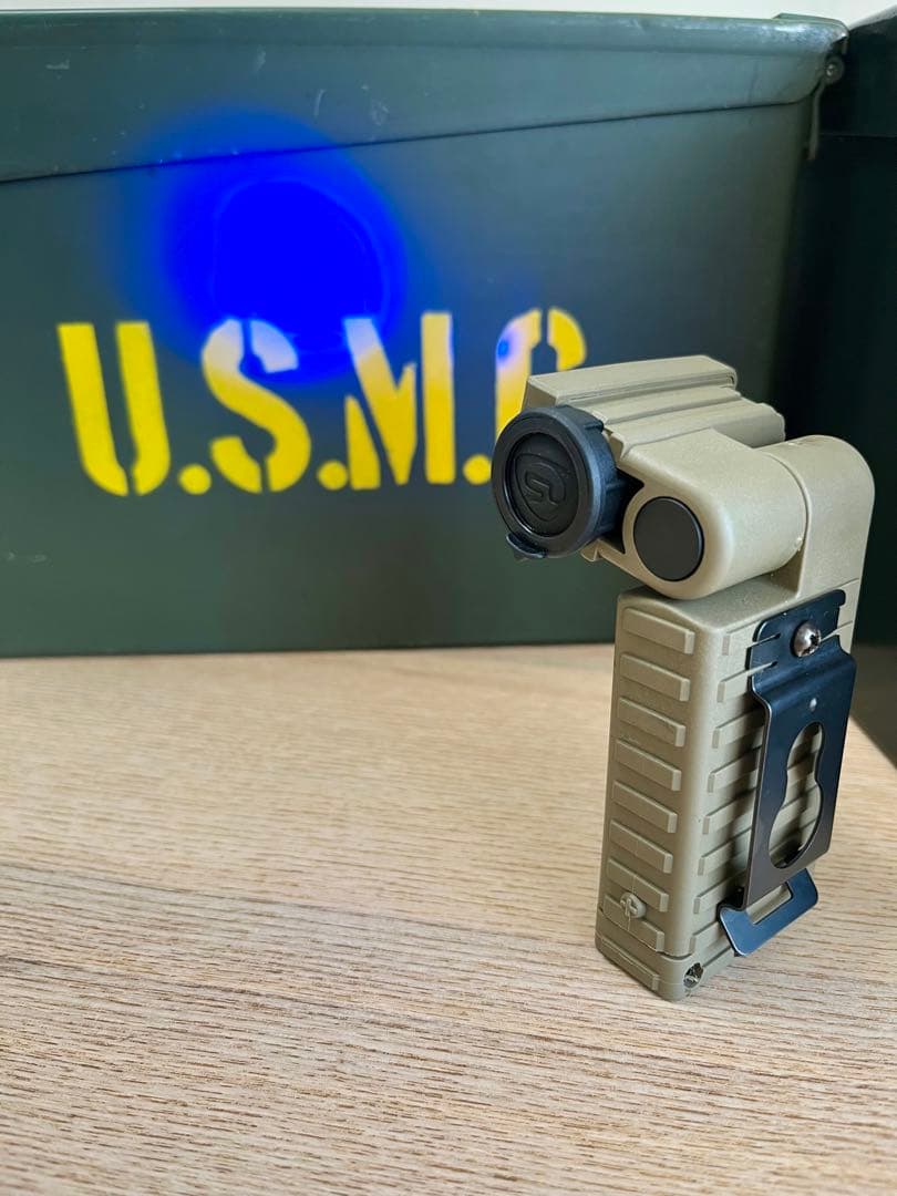 米軍放出品 デッドストック 新型STREAMLIGHT LED4色 懐中電灯1台