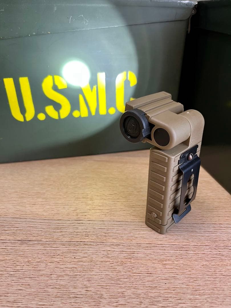 米軍放出品 デッドストック 新型STREAMLIGHT LED4色 懐中電灯1台
