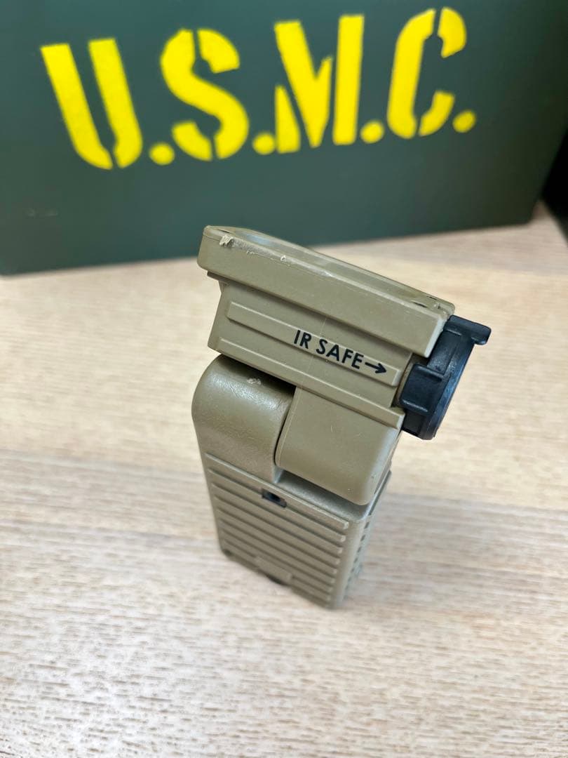 米軍放出品 デッドストック 新型STREAMLIGHT LED4色 懐中電灯1台