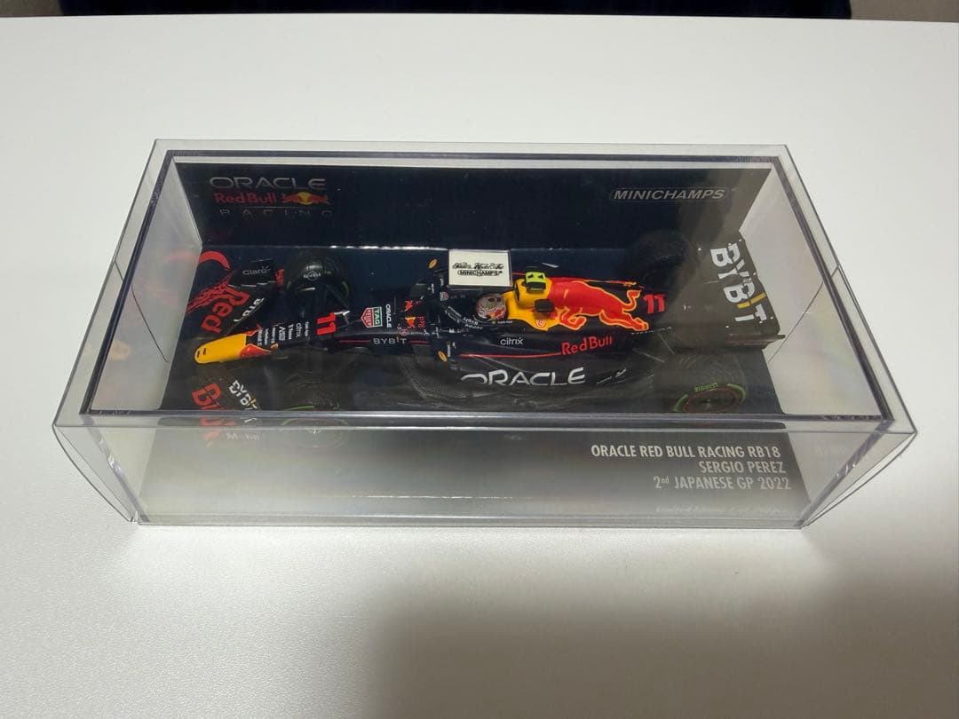 F1 セルジオ・ペレス 選手 RB18 2022年 日本GP 1/43モデル