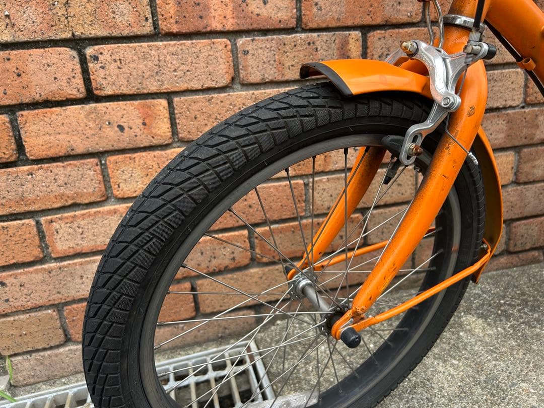兵庫県神戸市より！ビーチクルーザー　アメ車自転車　オレンジです。