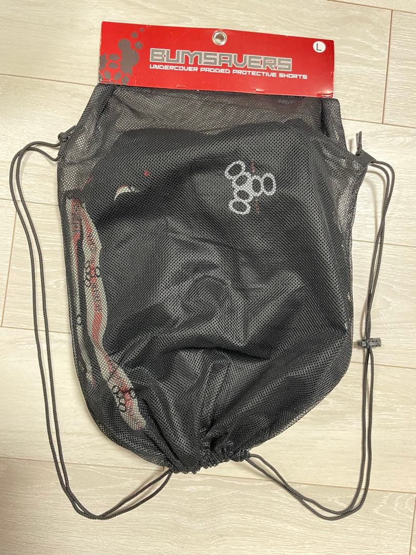 TripleEight T8 BUMSAVERS ヒッププロテクター　未使用　L