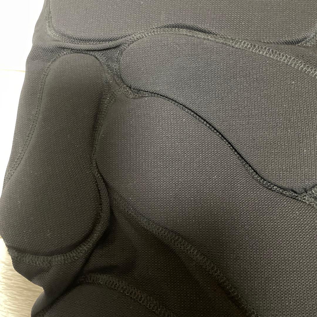 TripleEight T8 BUMSAVERS ヒッププロテクター　未使用　L