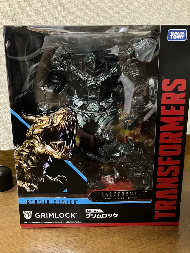 新品未開封　SS-07 グリムロック トランスフォーマー スタジオシリーズ