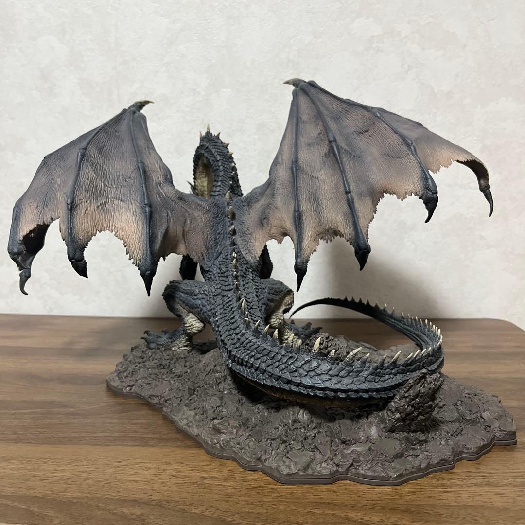 モンスターハンター ミラボレアス フィギュア
