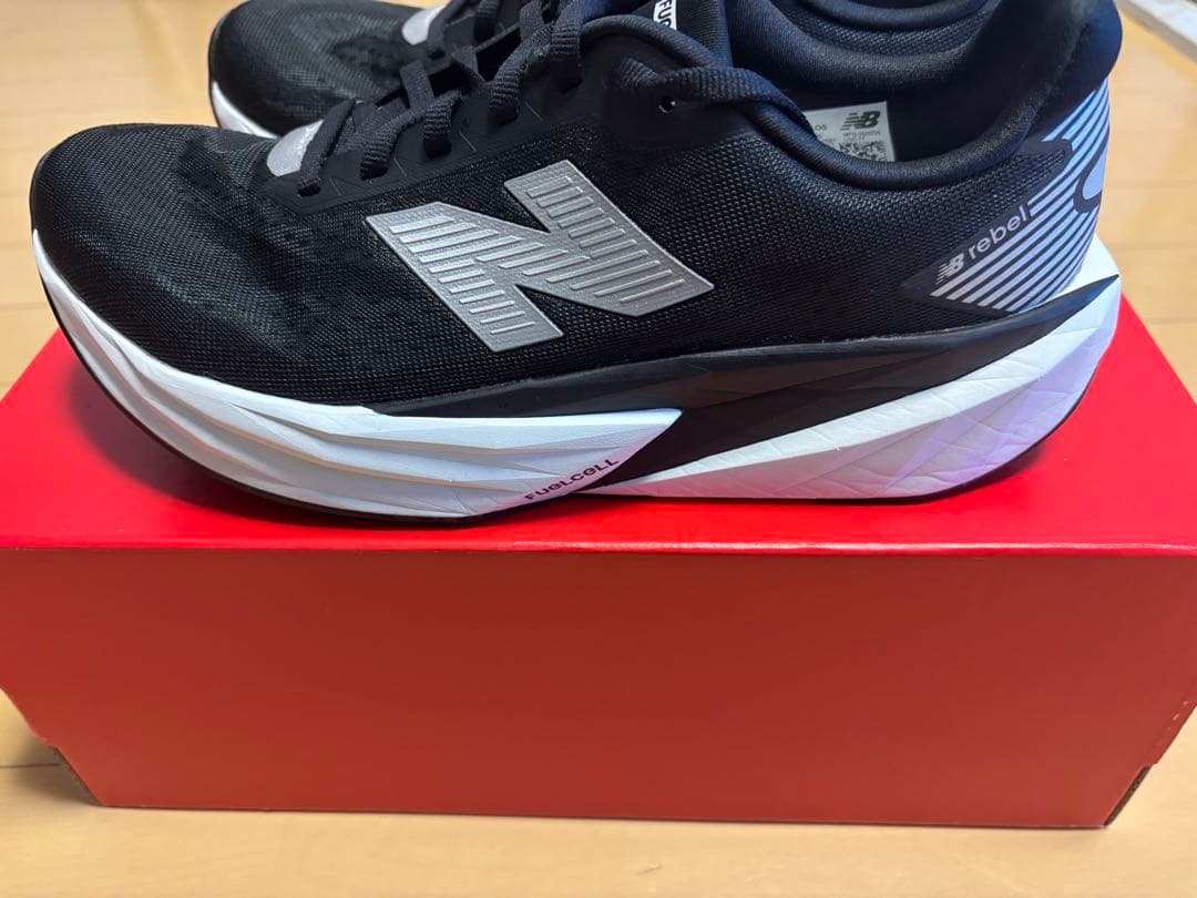 ペ*ペ様 New Balance FuelCell Rebel5