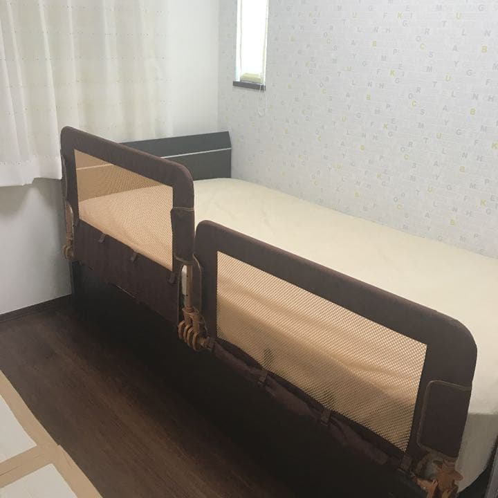 超便利 高さ調節、可倒ができるベッドガード 2個セット