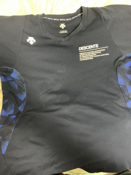 デサント Tシャツ