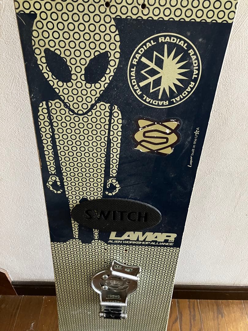 LAMAR スノーボード エイリアンデザイン