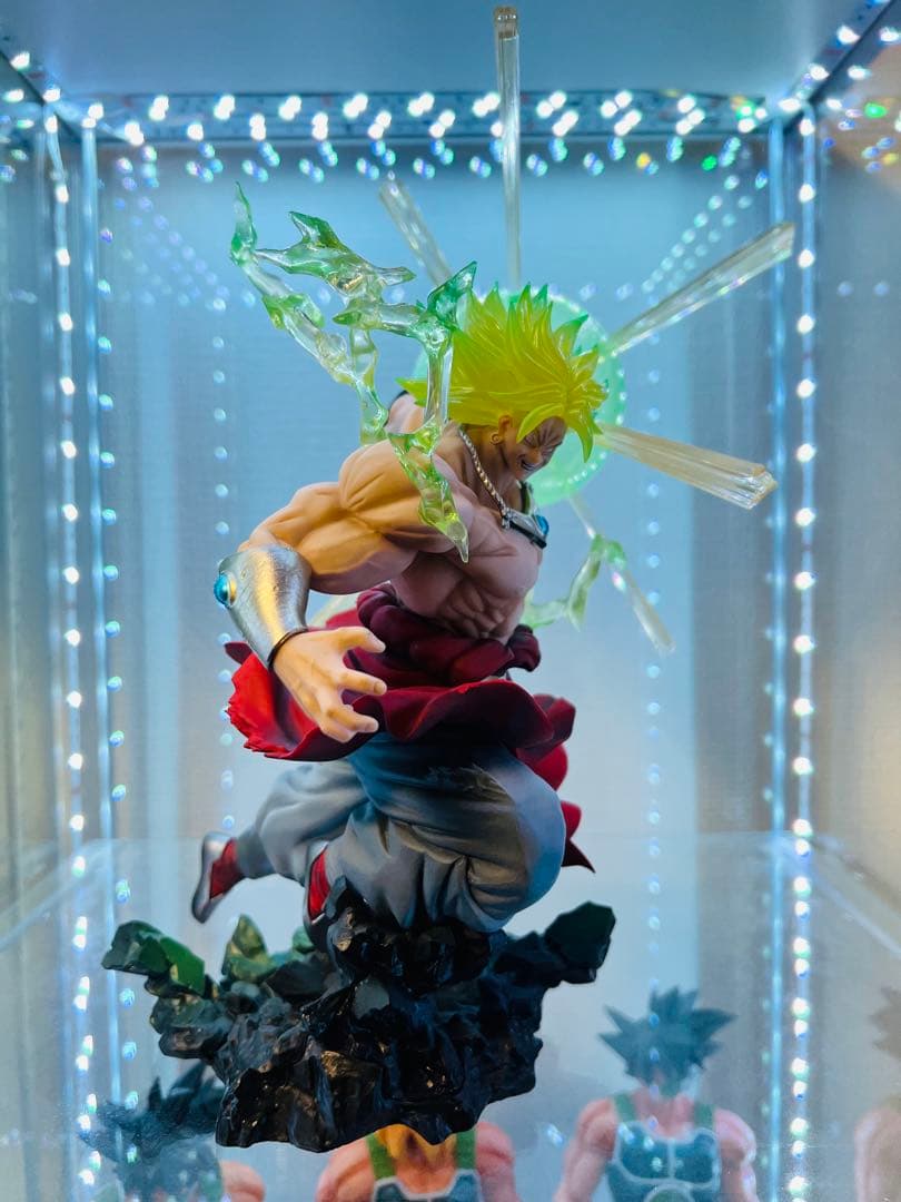 フィギュアーツZERO スーパーサイヤ人ブロリー エフェクト付き！