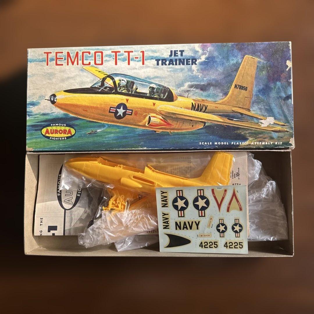 航空機・ヘリコプター TEMCO TT-1