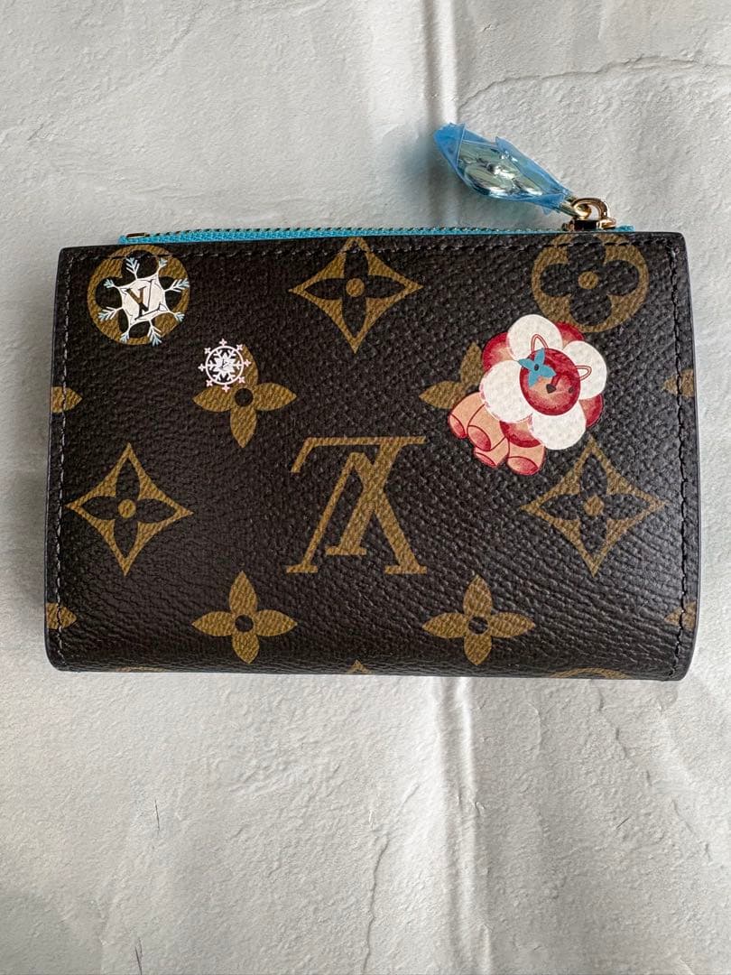 ノベルティー LOUIS VUITTON 二つ折り財布