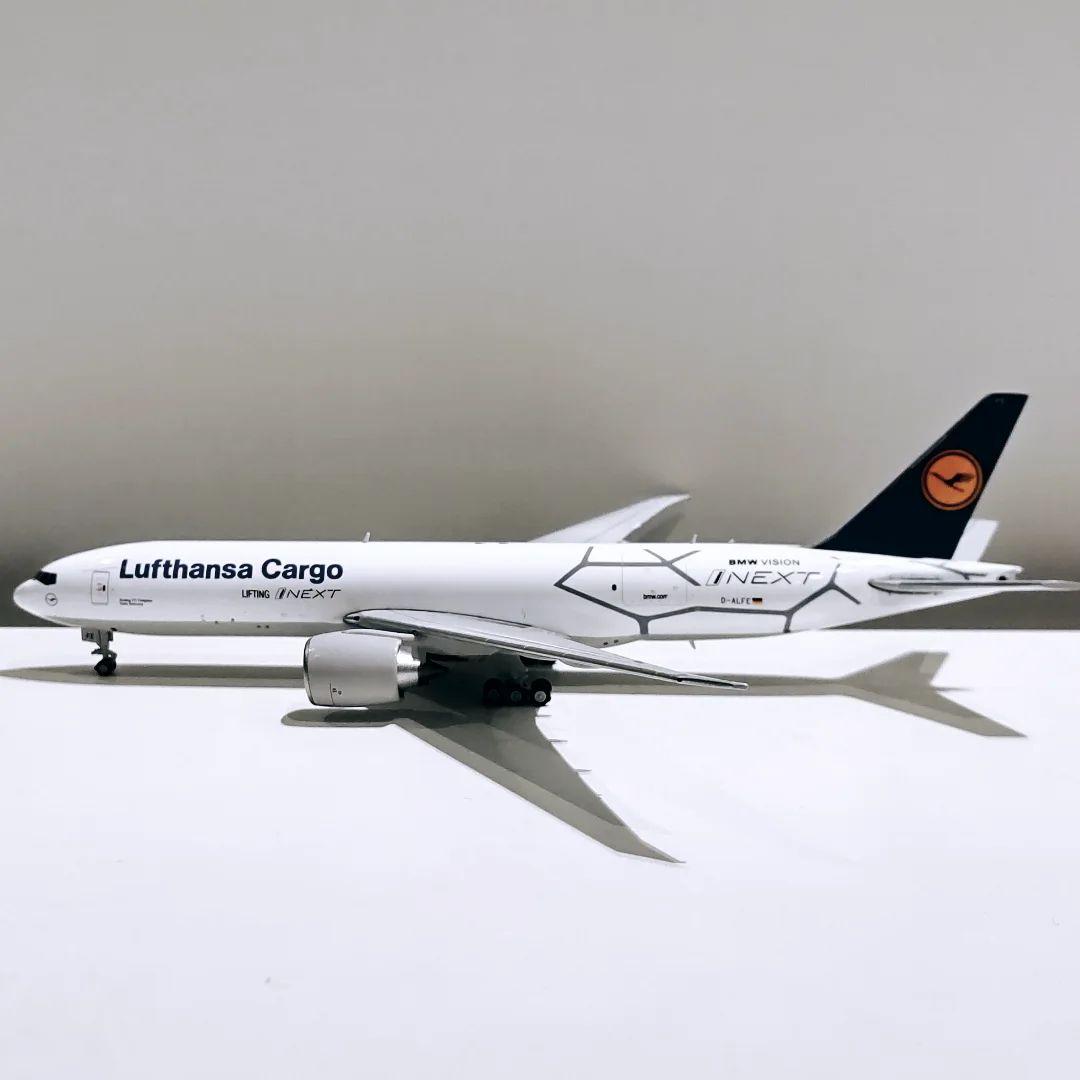 航空機・ヘリコプター Lufthansa Cargo Boeing 777-200F 1/400