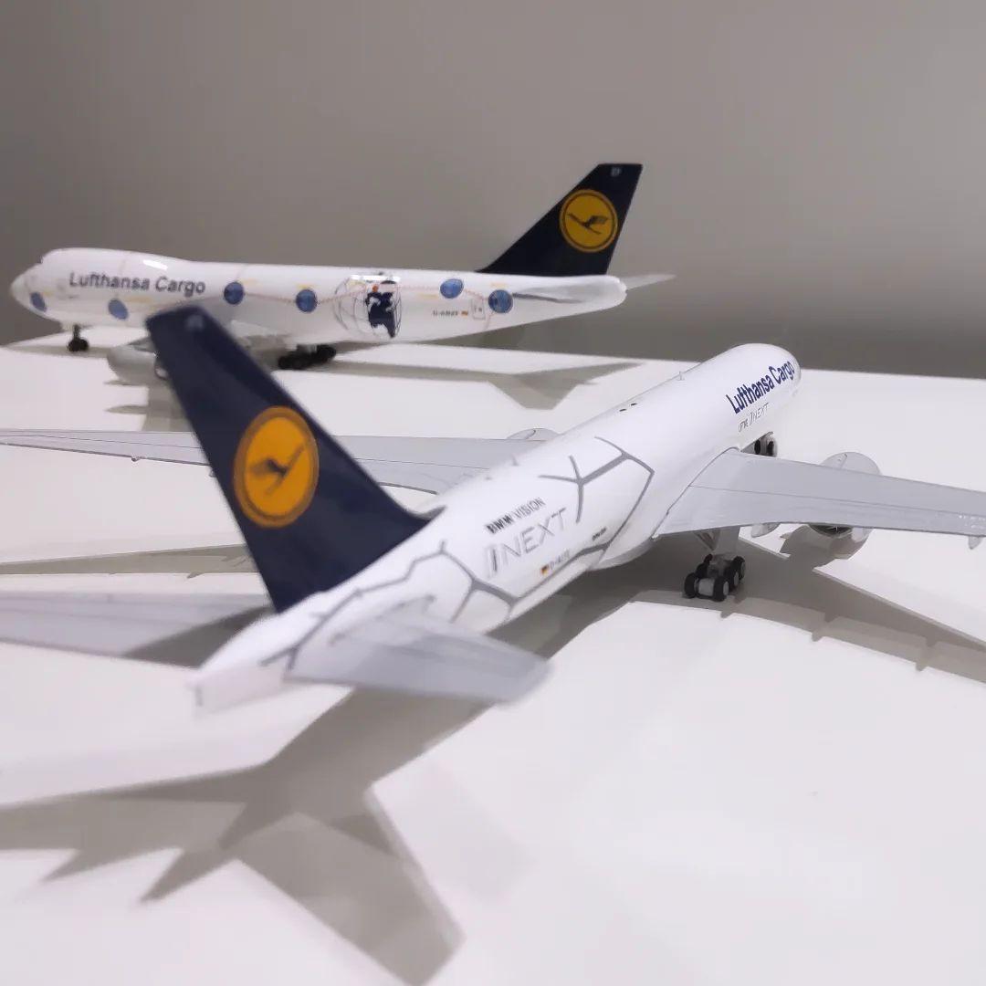 航空機・ヘリコプター Lufthansa Cargo Boeing 777-200F 1/400