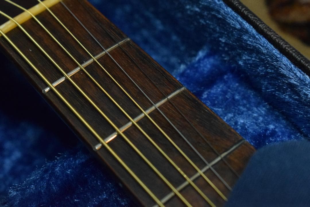 K.Yairi R2-AN 2003年製 ハードケース付 状態良好 新品弦