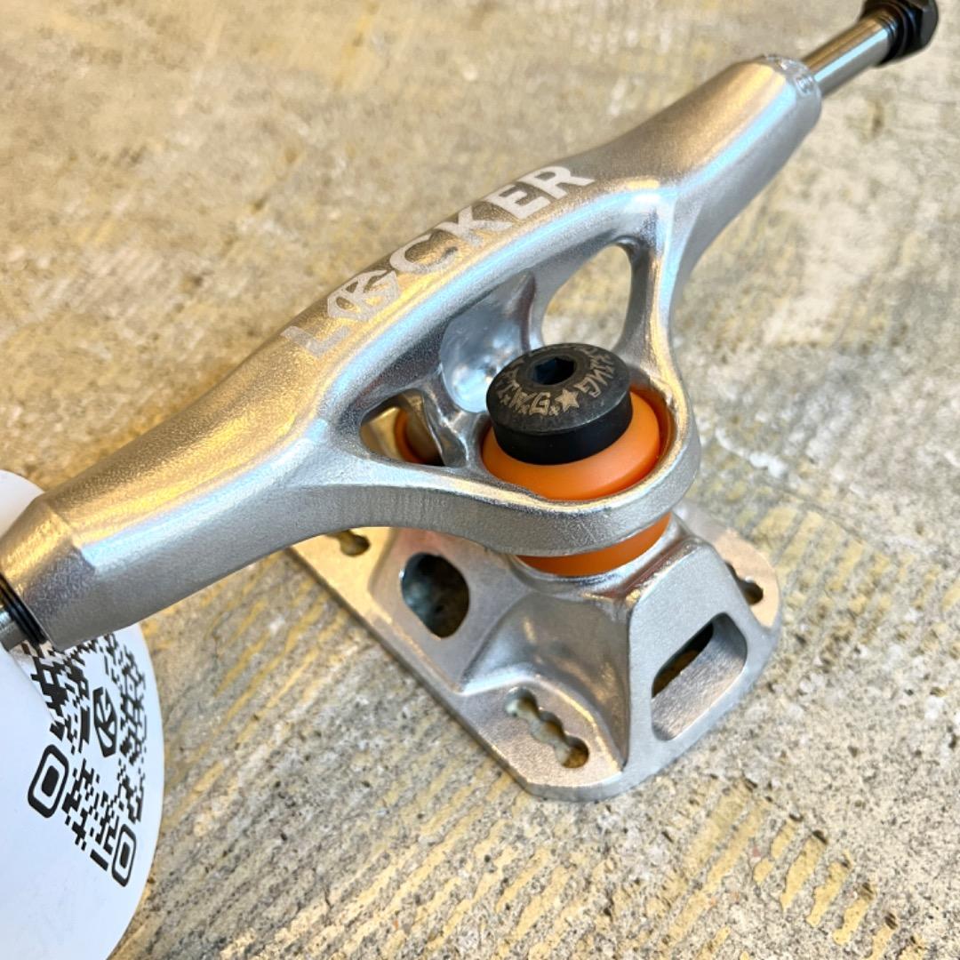 新品 GRIND KING TRUCK LOCKER 8.25サイズ トラック