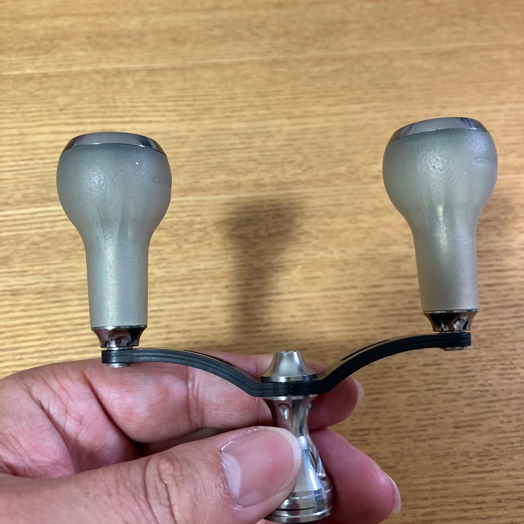 美品　シマノ用　ゴメクサス　カスタム　ダブルハンドル　80mm スタンド