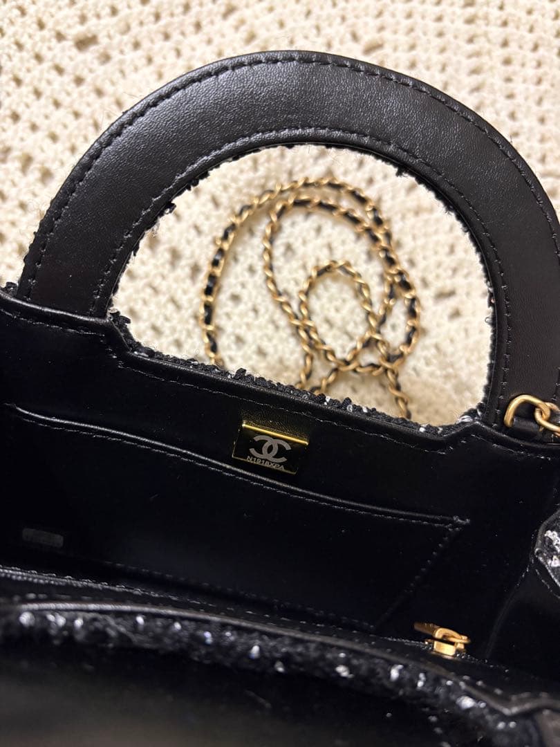 シャネル　CHANEL ノベルティ　黒 ツイード ショルダーバッグ　マトラッセ