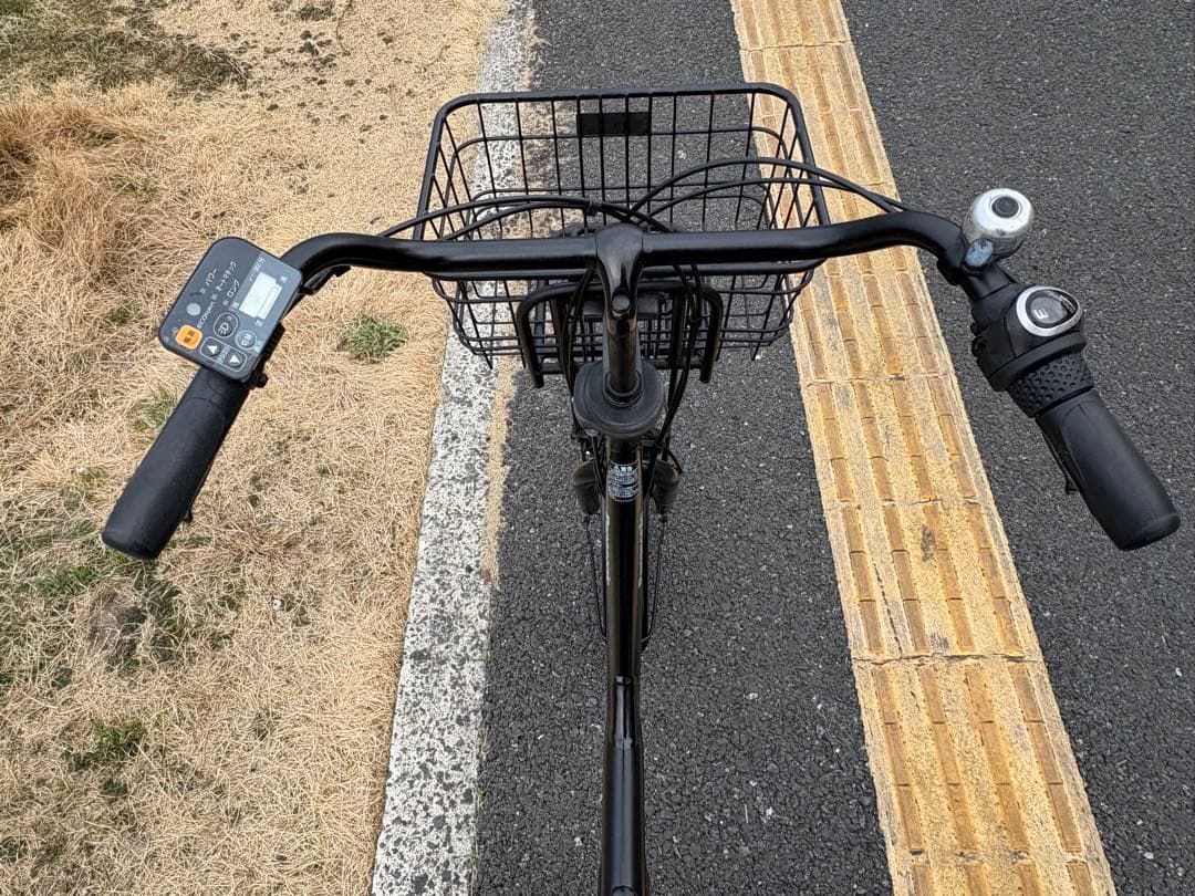 中古20㌅Panasonic電動アシスト自転車　13.2Ah4点灯　大阪　001
