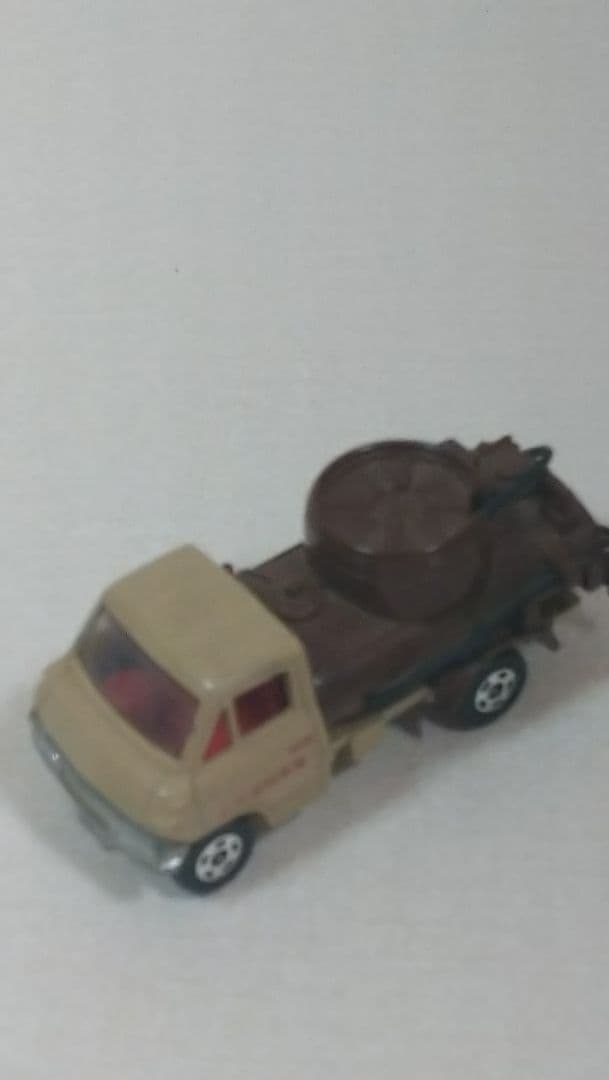 トミカ トヨタ ダイナ バキュームカー 公共清掃事業 No.39 1/68