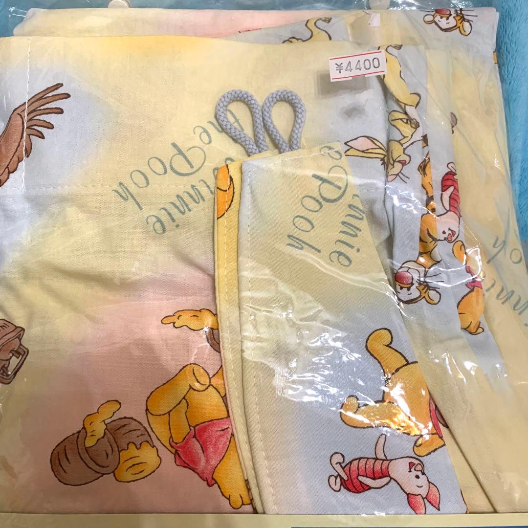 ⚪︎ディズニーキャラクター プリントカーテン ⚪︎新品⚪︎くまのプーさん⚪︎レトロ⚪︎
