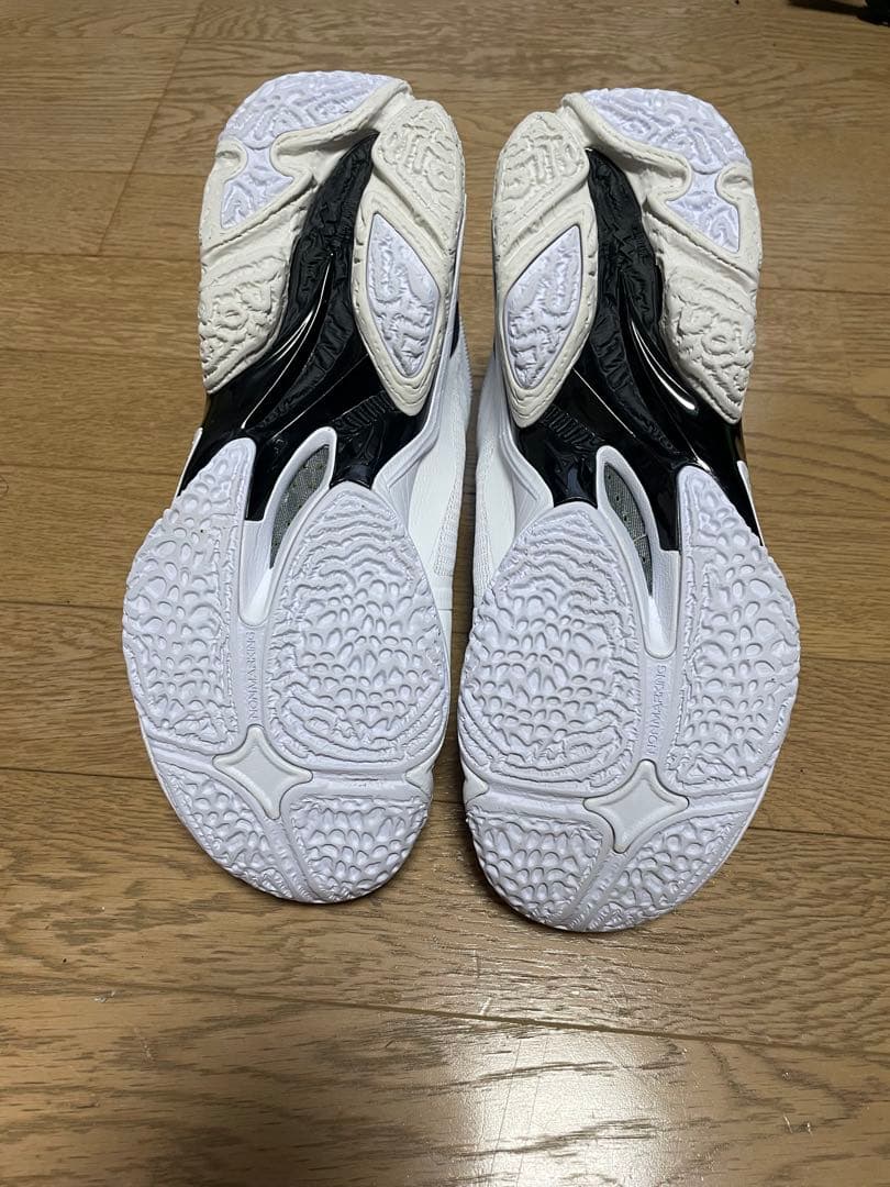 Mizuno バレーボールシューズ ホワイト 室内シューズ